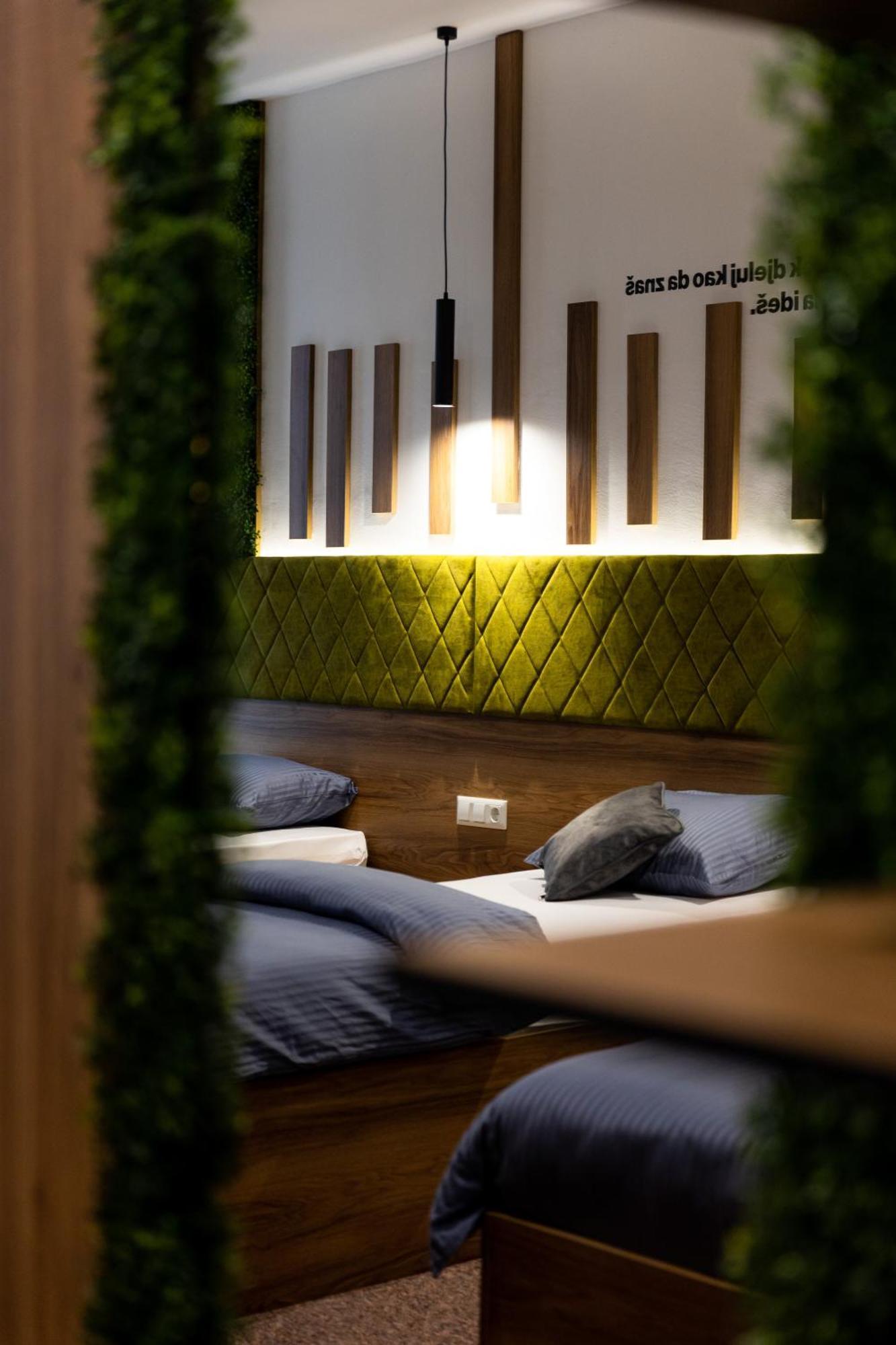 Hostel Tron Травник Экстерьер фото