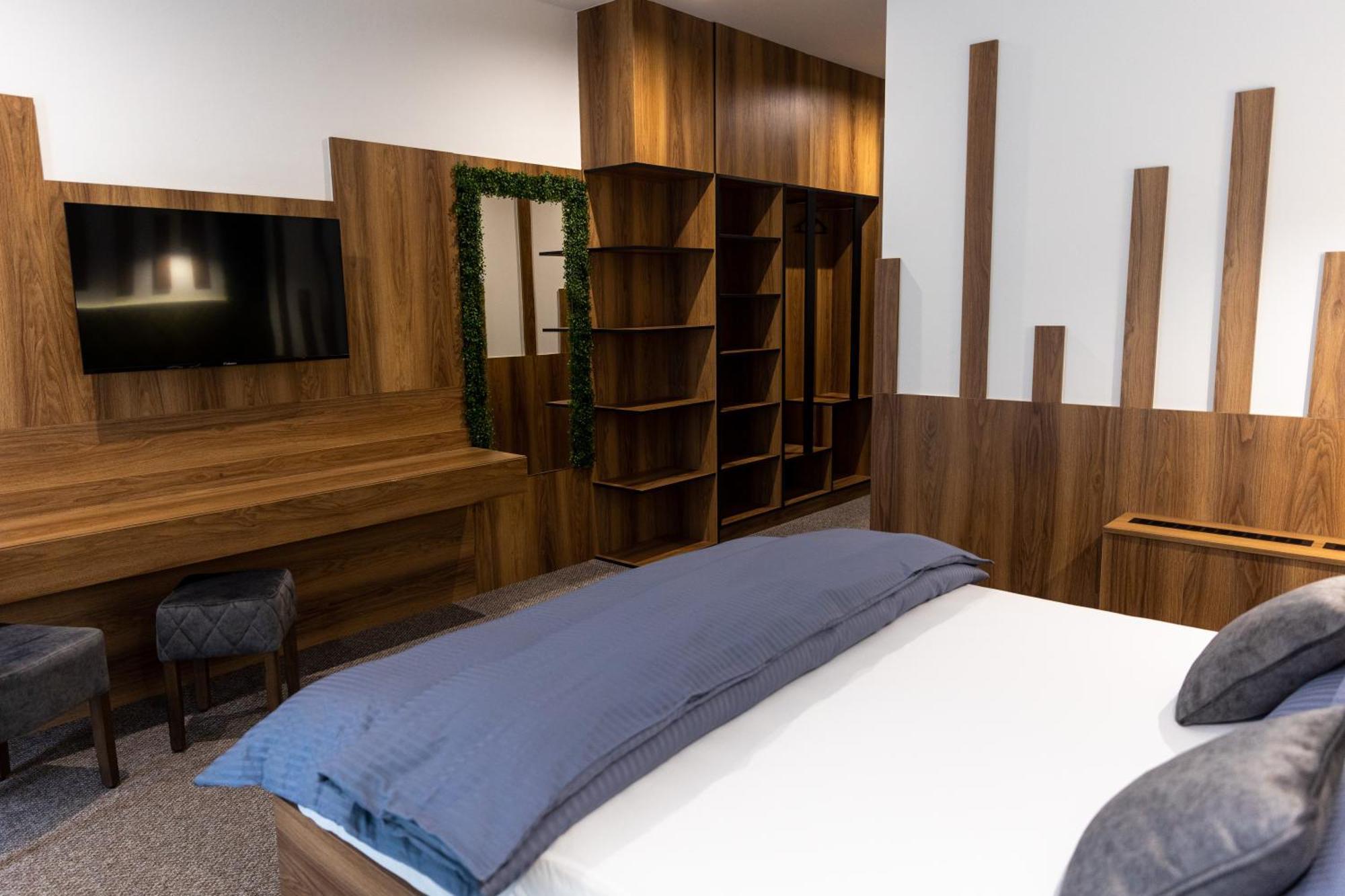 Hostel Tron Травник Экстерьер фото