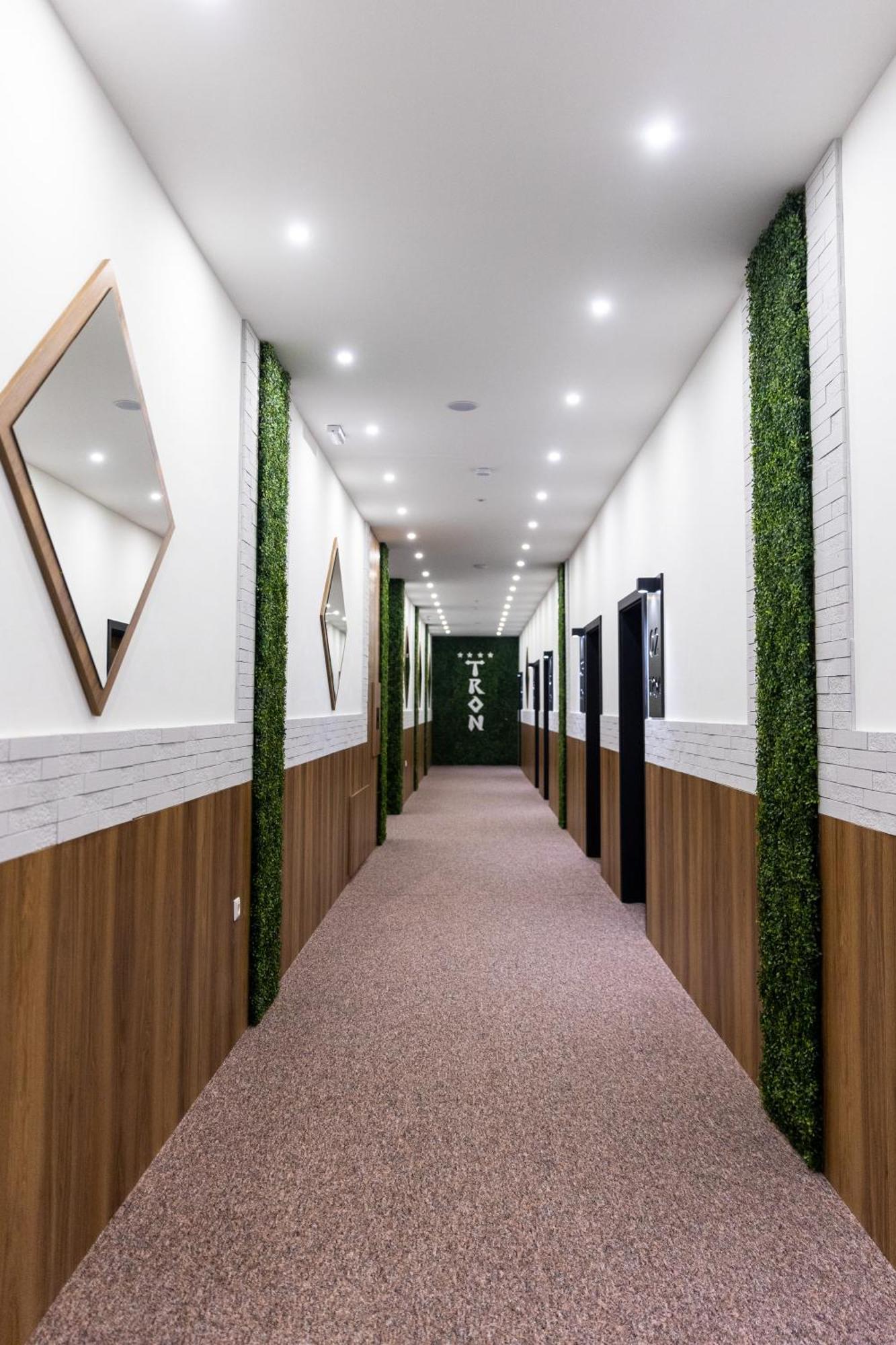 Hostel Tron Травник Экстерьер фото